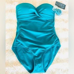 ☀️LOFT One-piece Shirred Swimsuit w/Built-in Bra, Size Small, Teal (NWT)